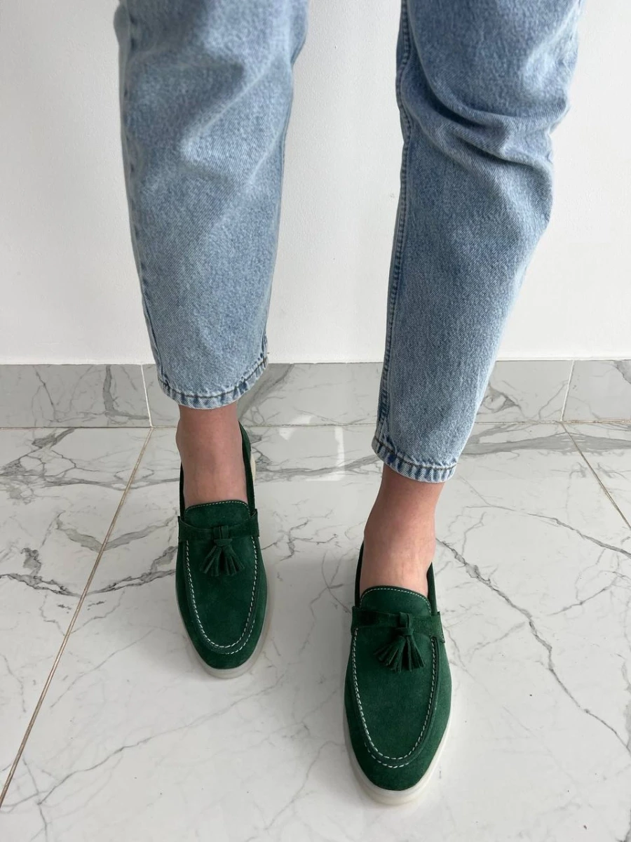 Жіночі демісезонні лофери ShoesBand Смарагдові натуральні замшеві на вузьку/середню стопу всередині екошкіра 40