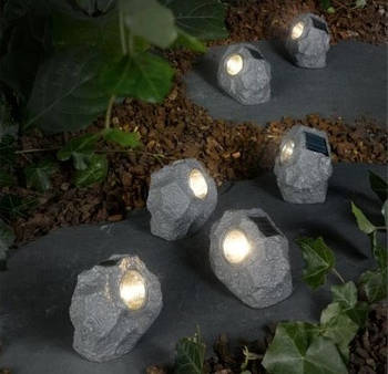Декоративний камінь - ліхтарик на сонячній батареї