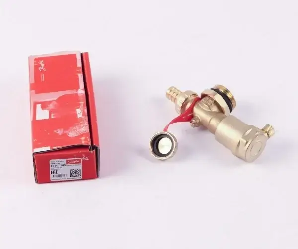 Торцевая секция Danfoss FHF-EA с автоматическим воздухоотводчиком ...