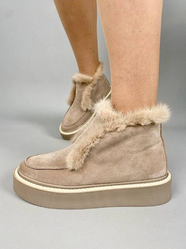 Жіночі зимові лофери ShoesBand Бежеві натуральні замшеві всередині напіввовна норка 37 (24 см) (Ѕ99611з), фото 1