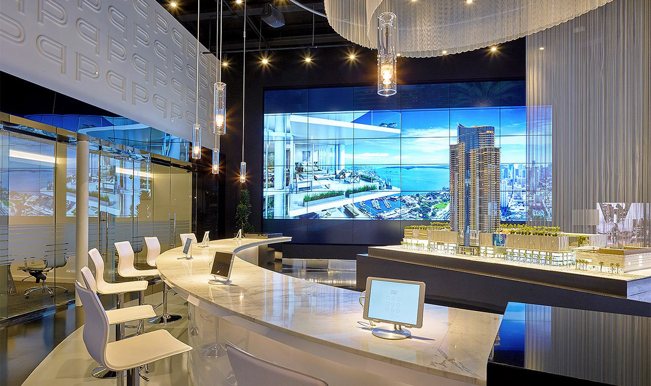 Панель для складаної відеостіни Prestigio, модель PDSIL49WNN0L (яскравість 500 cd/m2)