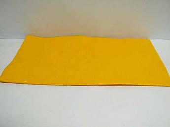 Одноразова скатертина (120x200) жовта (1 шт.)