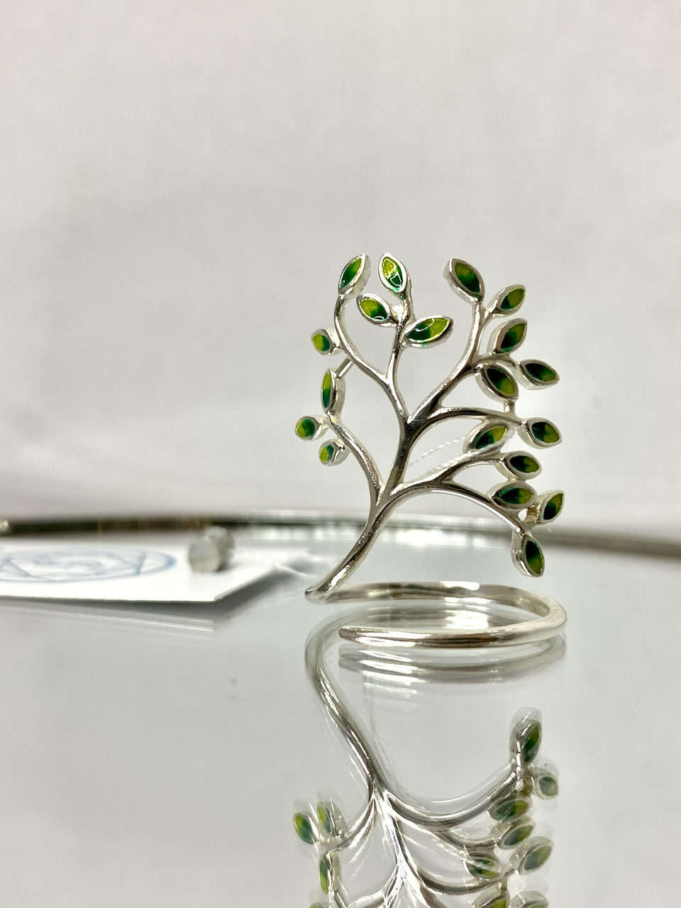 Стильна срібна каблучка з емаллю жіноча "Древо життя" Каблучка срібло 925 проби, фото 1