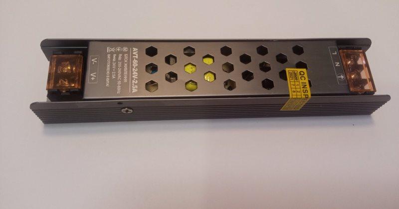 Блок живлення 24В; 2.5 А; 60 Вт IP20 Код.59021