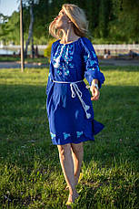 Вишита сукня "Троянди", штапель синій, Біло синя вишивка., фото 3