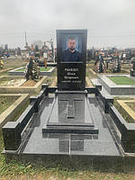 Памятник гранитный от произведения (Образец 0965) 1