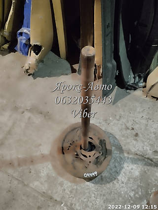 Напівось Mazda мазда е2200 000004449