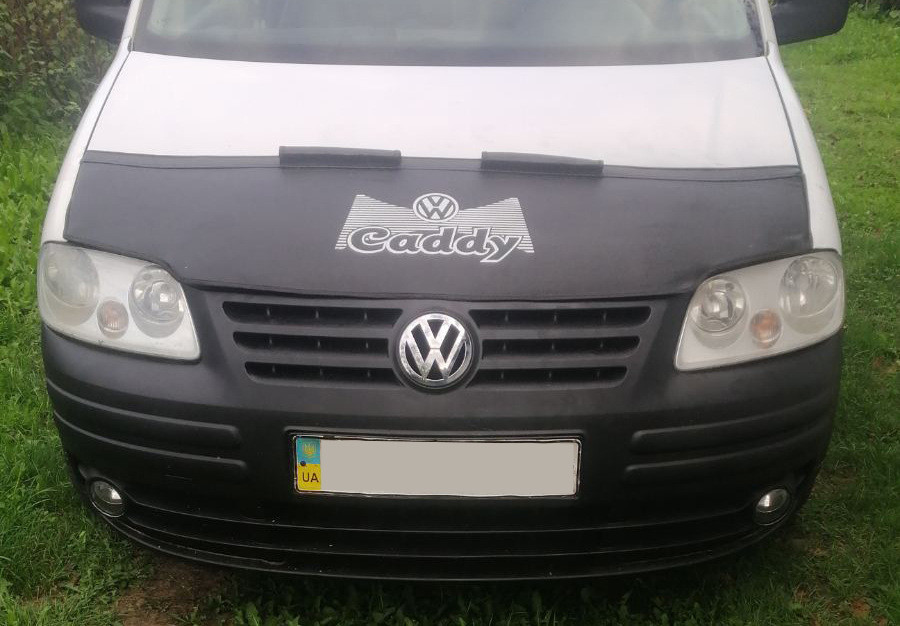 Чехол капота (кожазаменитель) для Volkswagen Caddy 2004-2010 гг. - фото 1 - id-p1725492521