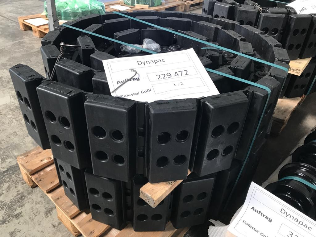 Ланцюг гусениці з черевиками асфальтоукладачі Dynapac