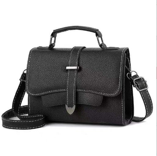 Красива жіноча сумка скриня