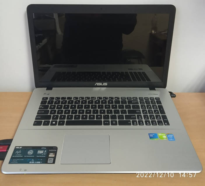 超最新版Win11(24H2)☆大画面フルHD17.3型】ASUS X751L [i7-5500U