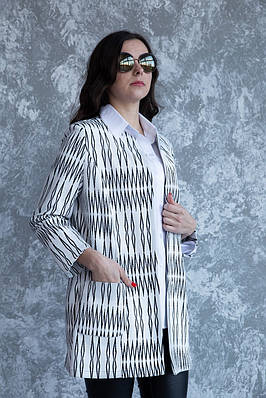 Жакет жіночий модний демісезонний Актуаль 427 зигзаг жаккард чорно-білий, 52