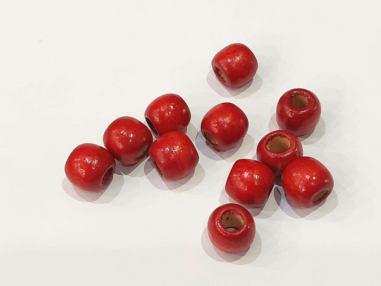 Намистини дерев'яні 12\11 мм Червоні лаковані 10 шт/уп..