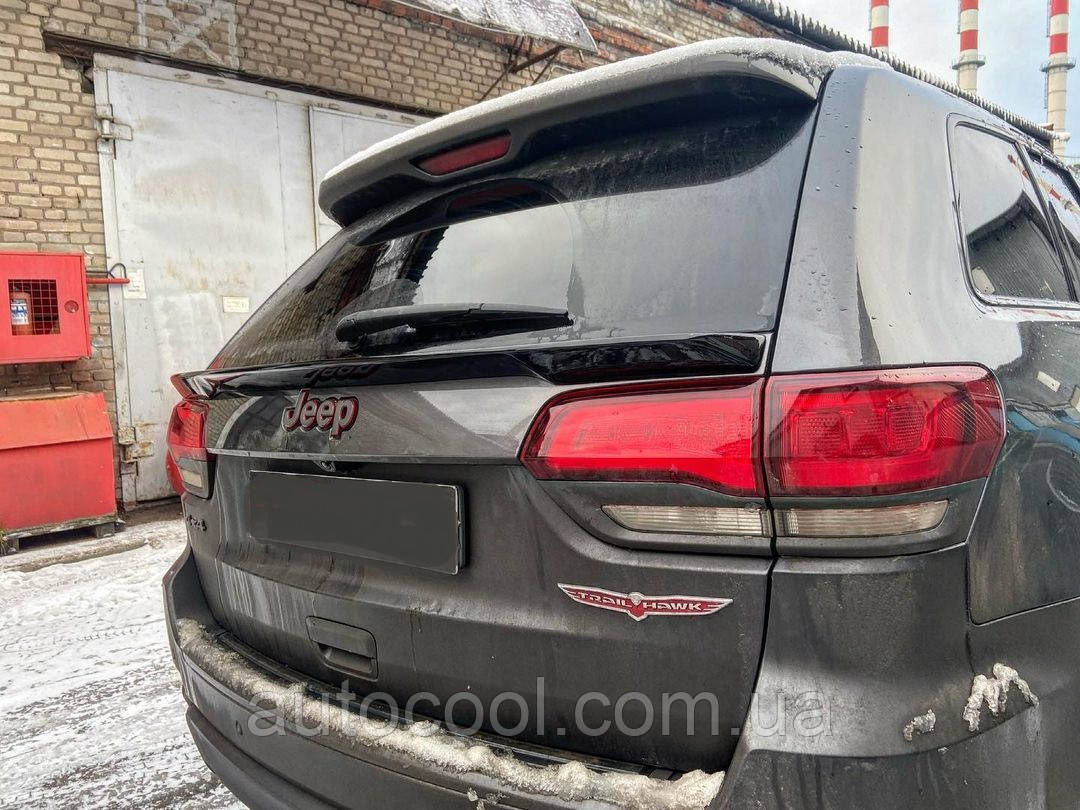 Спойлер нижній кришки багажника Jeep Grand Cherokee 2013-2020 г. Гранд Чероки