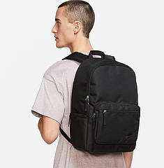 Рюкзак спортивний міський Nike Heritage Eugene Backpack 23 л (DB3300-010)