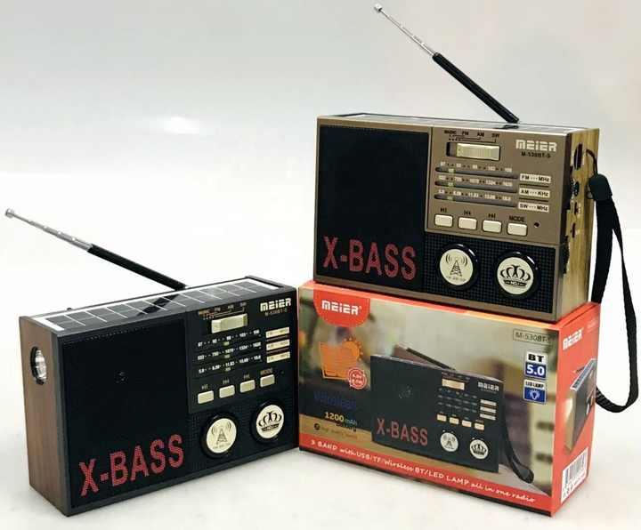Портативне радіо з акумуляторною батареєю та сонячною батареєю + фонарик мод. М-530ВТ-S, фото 1