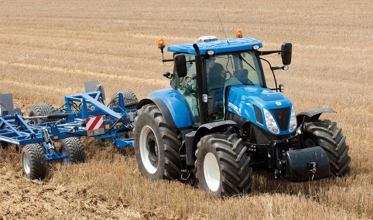 Зламався трактор? Причини поломки та їх вирішення