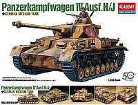 Pz.Kpfw.IV Ausf.H/J. Сборная модель танка в масштабе 1/35. ACADEMY 13234