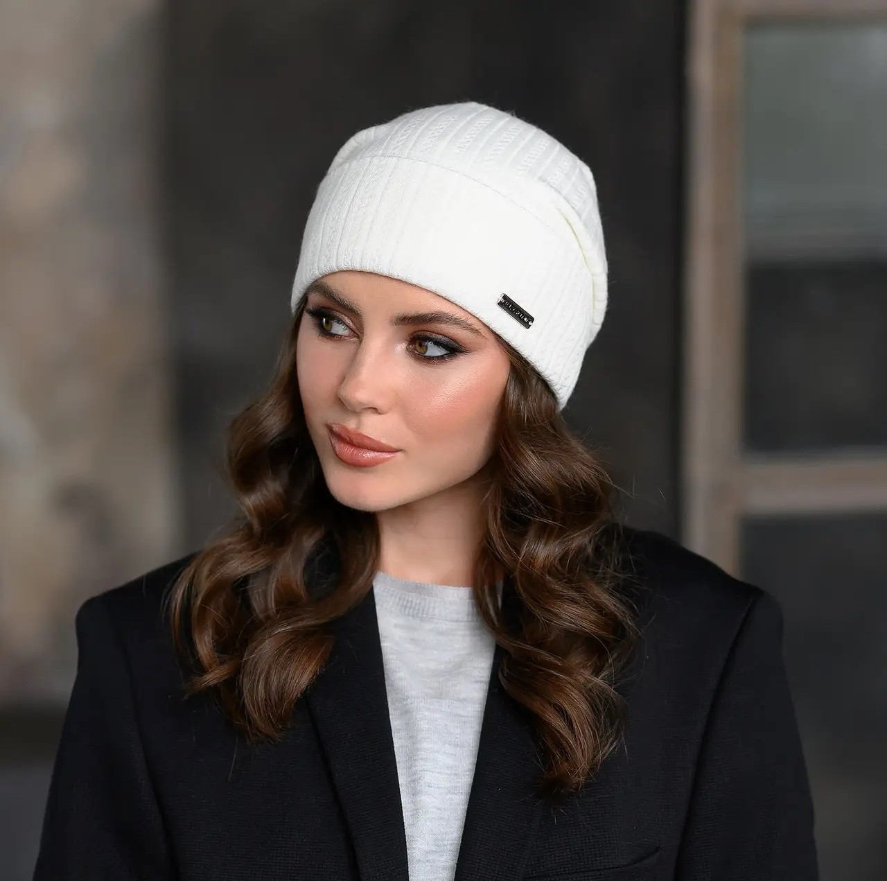 Подвійна жіноча шапка без підкладки Mehiko, молочно-біла, фото 1