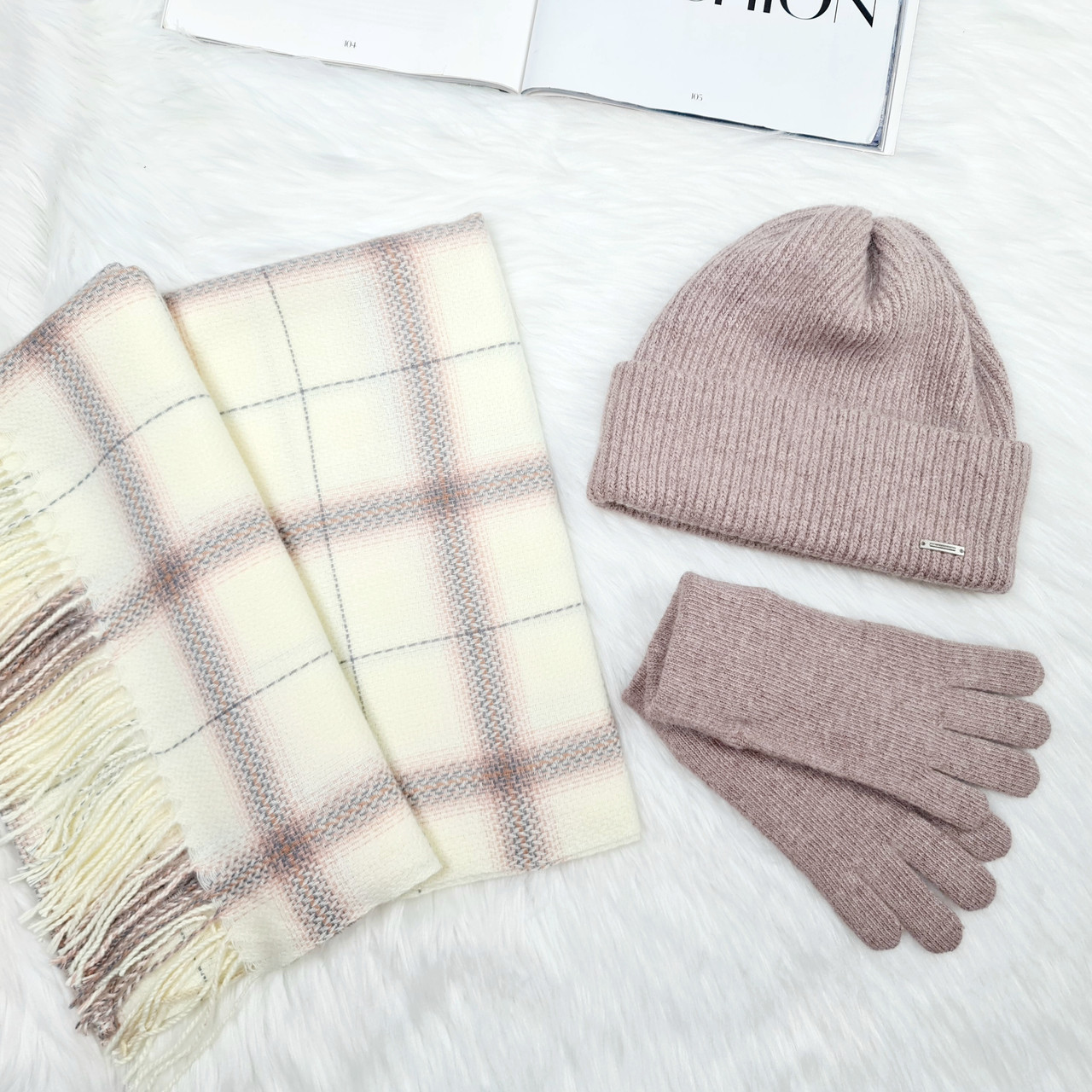 Комплект жіночий зимовий ангора з вовною на флісі (шапка+шарф+рукавички) ODYSSEY 56-58 см різнокольоровий 12719 - 8008 - 4072, фото 1