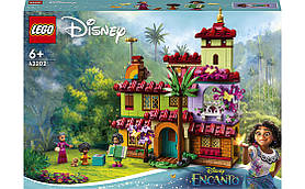LEGO Disney Princess Будинок сім'ї Мадригал 587 деталей (43202)