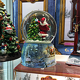 Музична снігова куля LuVille Санта з подарунками, фото 4