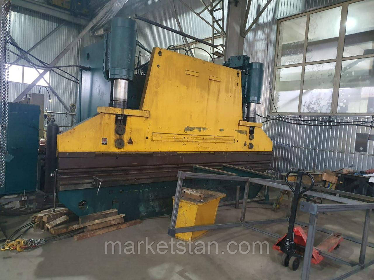 И1434А Прес листозгинальний гідравлічний