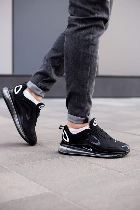 Чоловічі кросівки Nike Air Max 720 black Найк Аir Макс чорні осінні