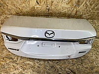 Кришка багажника Mazda 6, GJY1-52-61X ( Є ДЕФЕКТ)