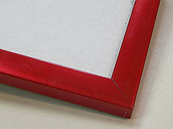 Рамка А4 (297х210).Рамка пластикова 16 мм.Червоний металік. Для картин, фото, вишивок
