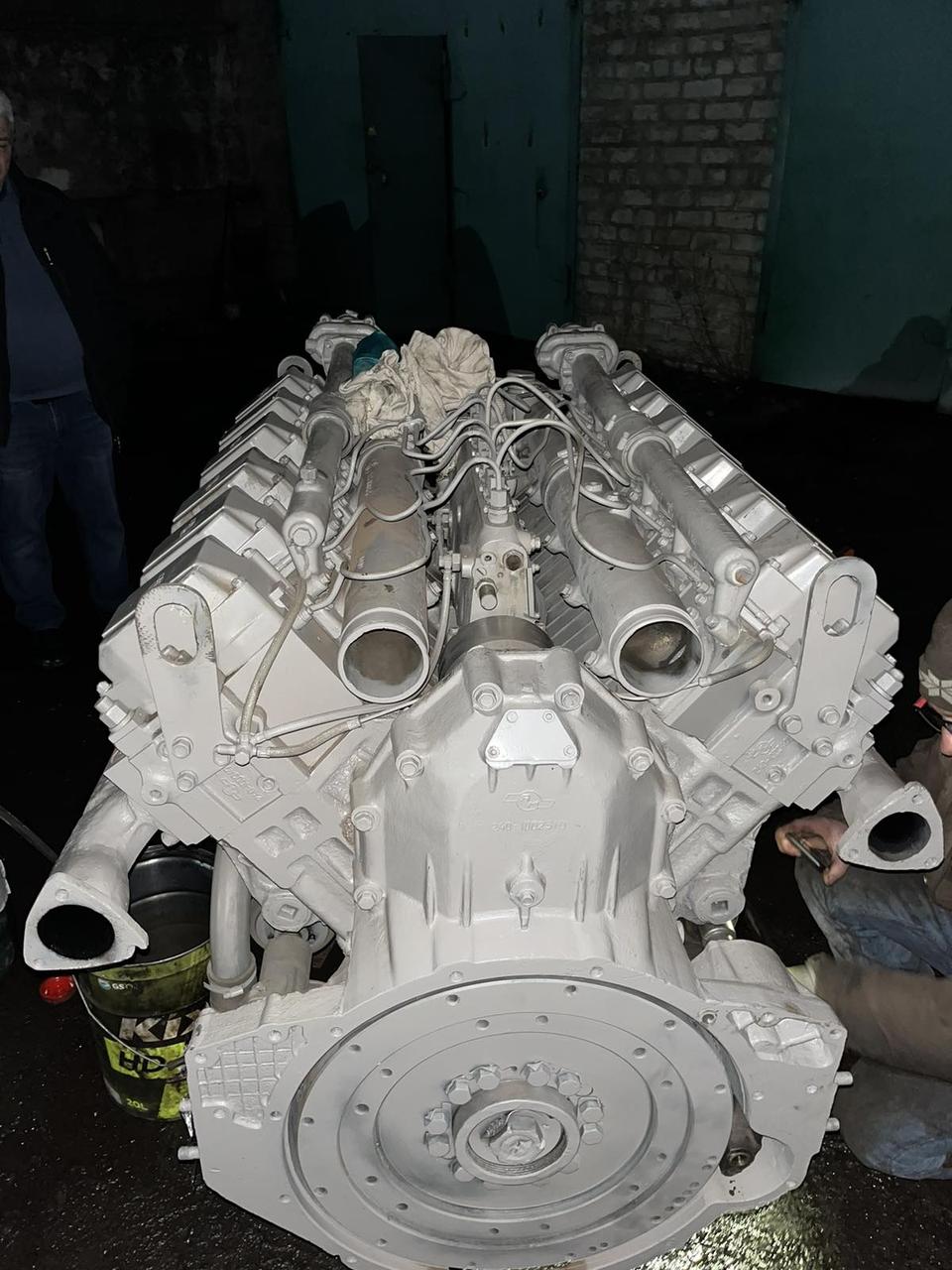 Двигун ЯМЗ 240М2 360 л.с