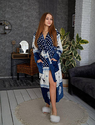 Теплий Довгий жіночий Махровий Халат з Капюшоном на Запах — Christmas Синій 5005