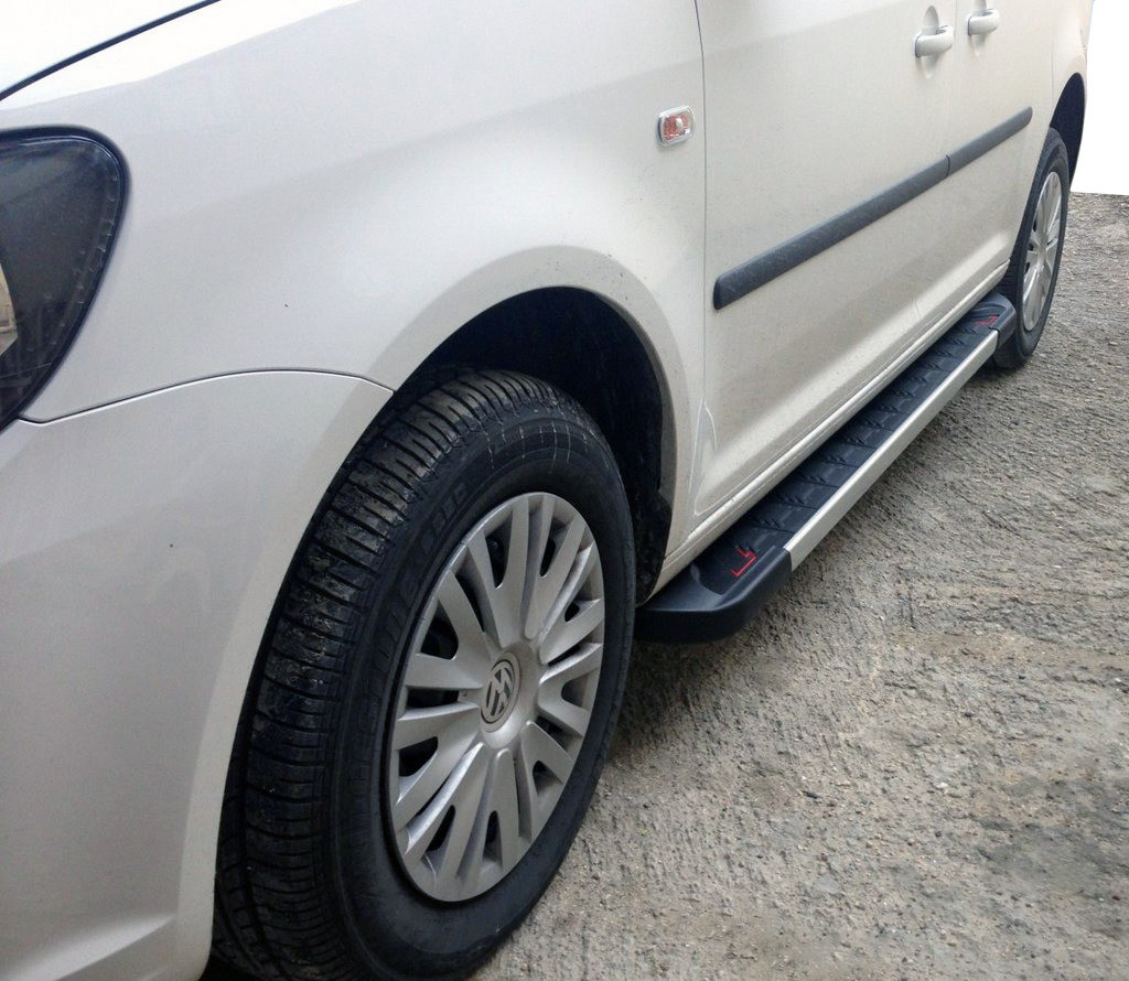 Бокові пороги,підніжки Red-style (2 шт, алюм) Maxi база для мод. Volkswagen Caddy 2004-2010 рр.