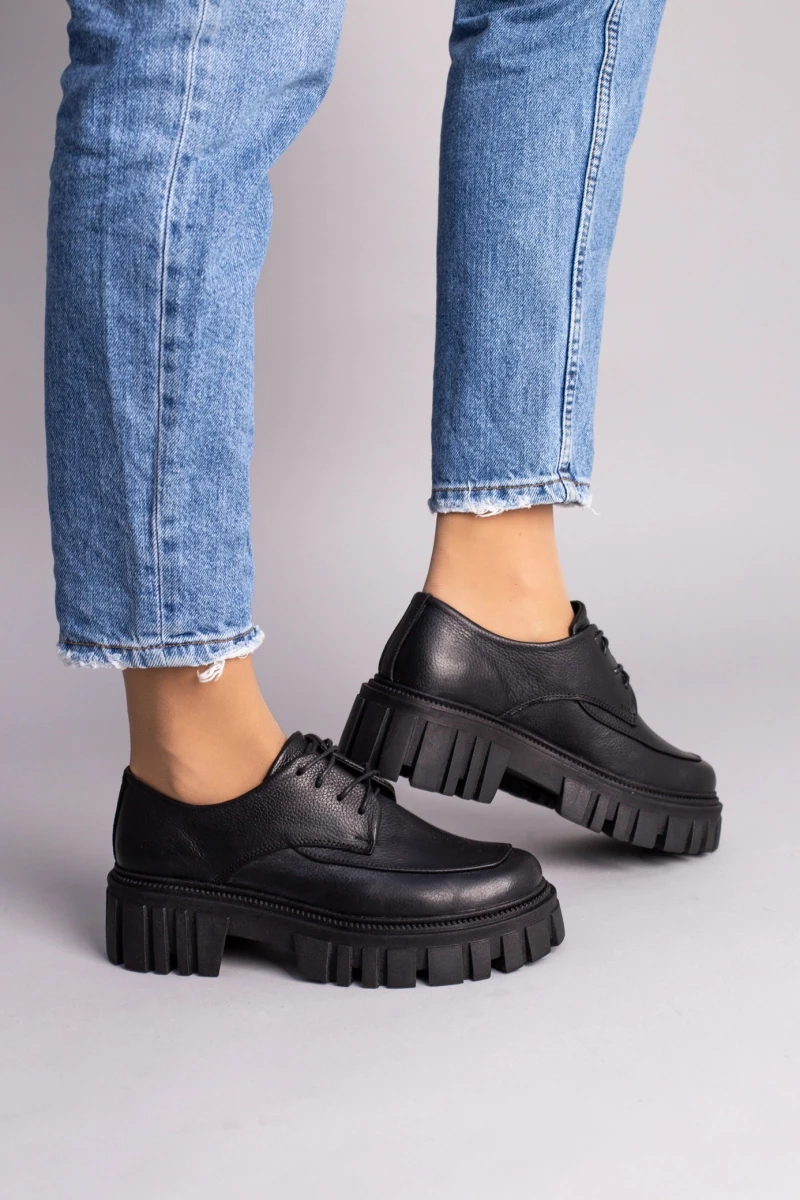 Жіночі демісезонні черевики ShoesBand Чорні натуральні шкіряні флотар всередині шкіряна підкладка 36 (23,5 см) (S79311-1)
