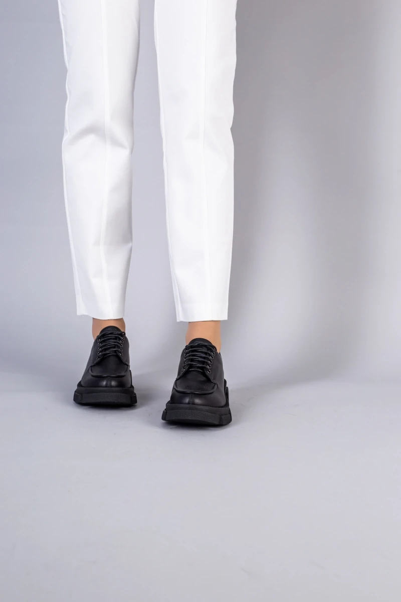 Жіночі демісезонні черевики ShoesBand Чорні натуральні шкіряні всередині шкіряна підкладка 41 (26,5 см) (S67301-1)