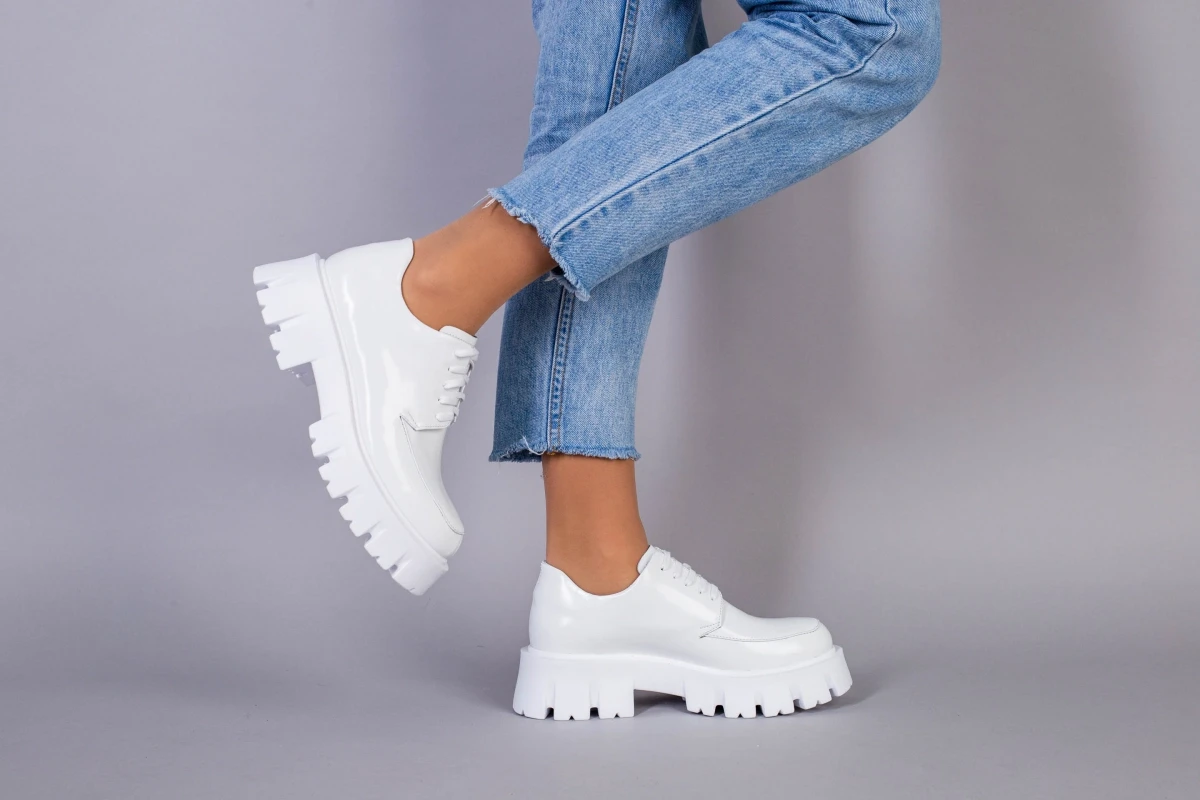 Жіночі демісезонні черевики ShoesBand Білі натуральні шкіряні всередині шкіряна підкладка 35 (23,5 см) (S59361)