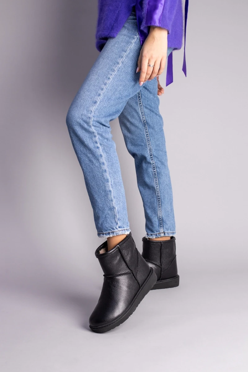 Жіночі зимові уги ShoesBand Чорні натуральні шкіряні флотар на середню/широкувату стопу всередині цигейка 40, фото 1