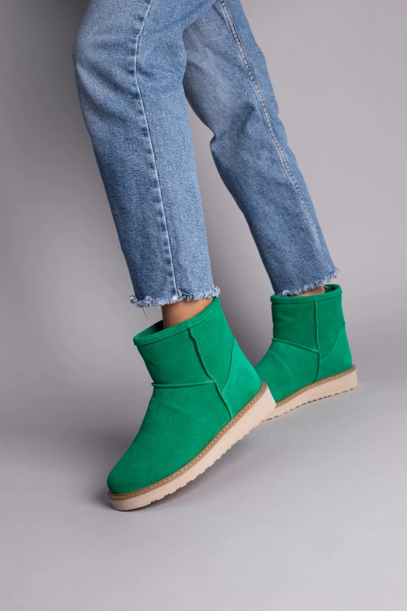 Жіночі зимові уггі ShoesBand Зелені натуральні замшеві на середню/широковатую стопу всередині цигейка 39 (25,5 см) (S39021-1з)