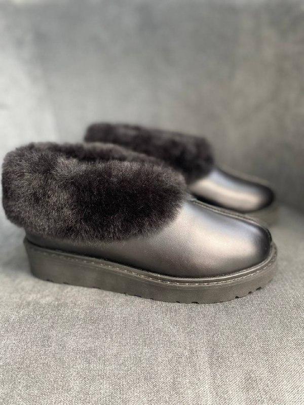 Жіночі зимові уггі ShoesBand Чорні натуральні шкіряні на середню/широковатую стопу всередині цигейка 41 (27 см) (S39001-3з), фото 1
