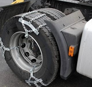 Цепи противоскольжения на колеса R22.5 и R24.5 грузовиков (сегмент) - фото 2 - id-p1728415691