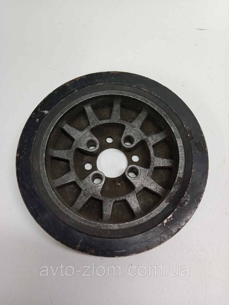 Шків колінвала Volkswagen Polo. Поло. 1.9 SDI. 028105243 AC.