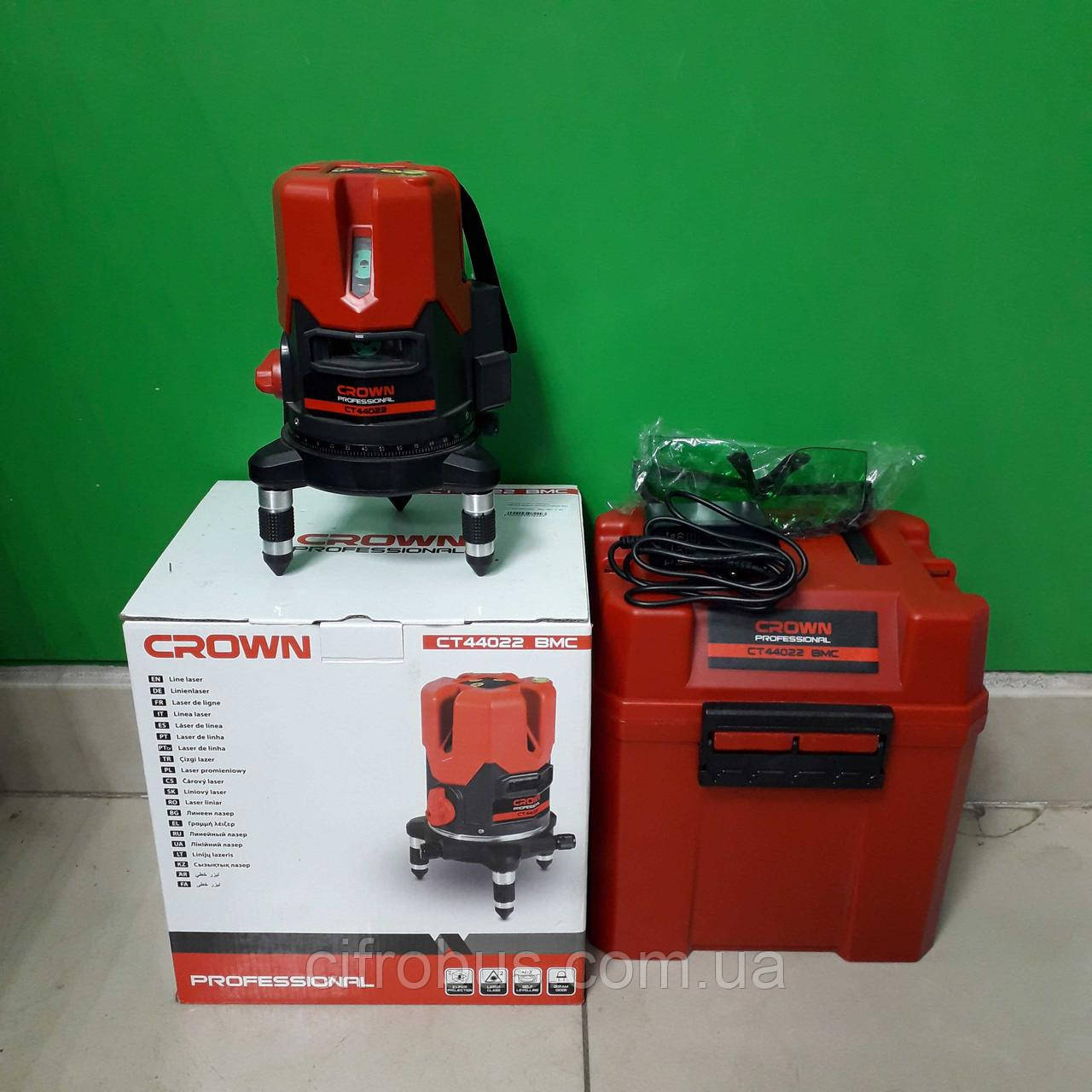 Лазерний рівень нівелір Б/У CrownCT44022 BMC