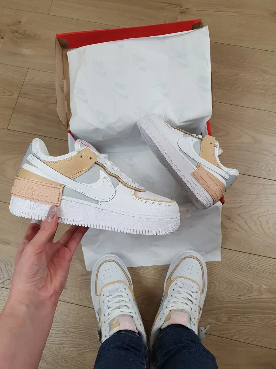 Кросівки жіночі білі з бежевим розмір 36 (23,0см) Nik Air Force 1 Shadow Spruce Aura