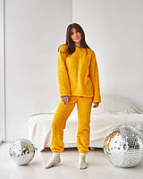 Тепла махрова жіноча піжама жовта