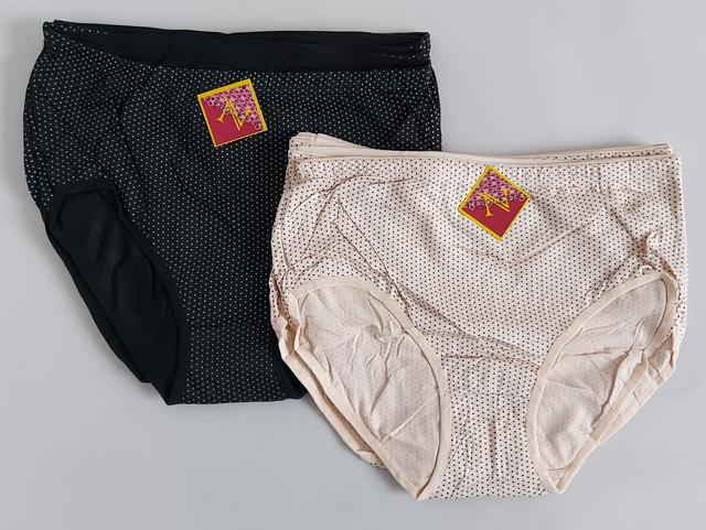 фотографія жіночі утеплені труси в горошок