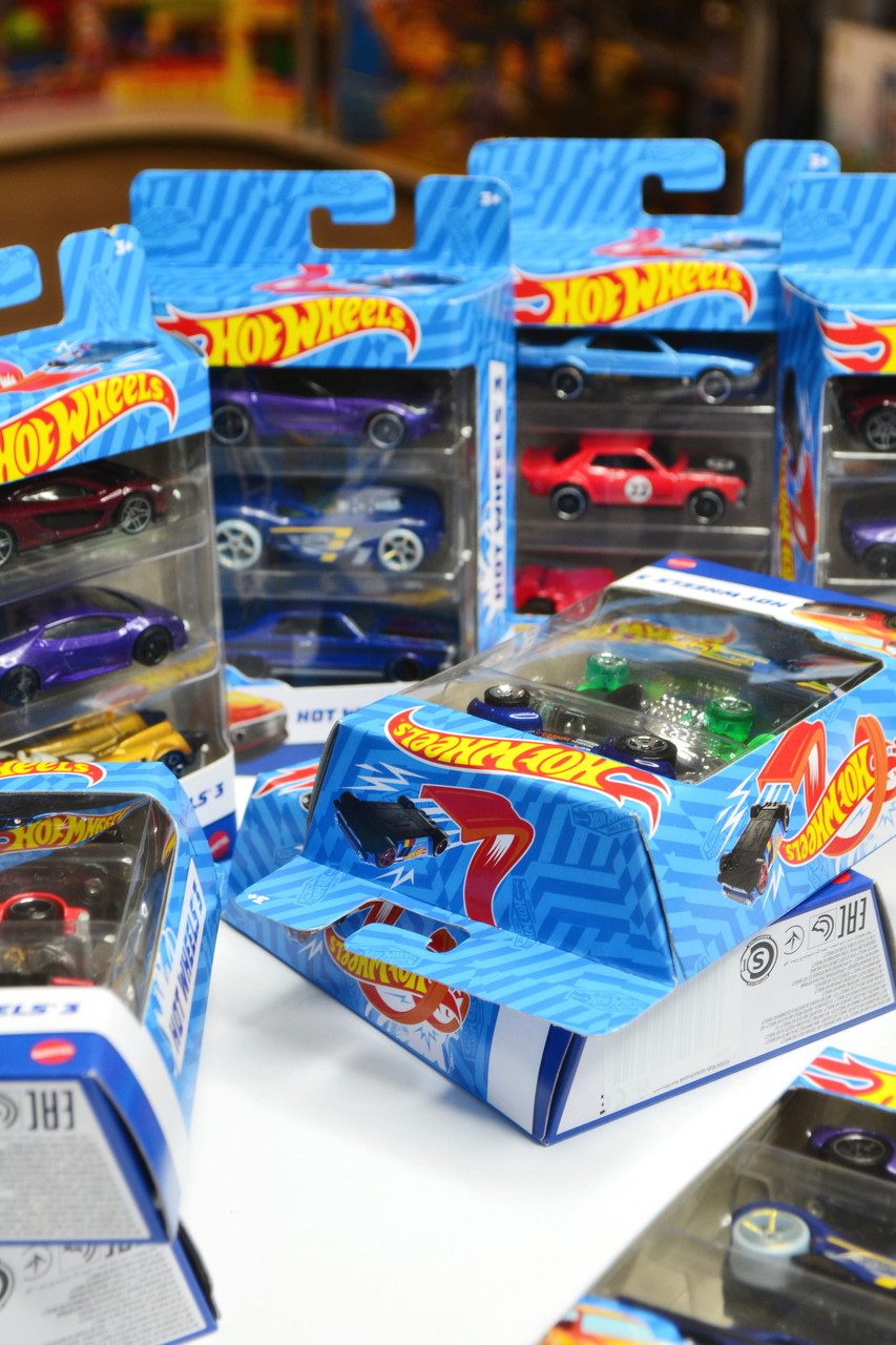 Набір машинок 3 шт Hot wheels Хот Вілс