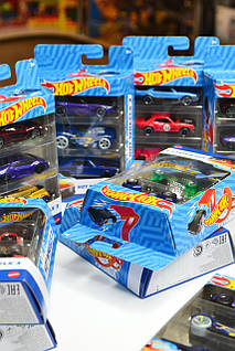 Набір машинок 3 шт Hot wheels Хот Вілс