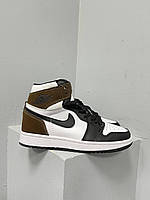 Женские кроссовки Nike Air Jordan 1 Retro High Dark Mocha (коричневые с белым и чёрным) высокие кеды L0145 топ