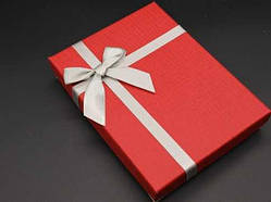 Коробки подарункові з бантиком. Колір червоний. 12х16х3см / Коробки подарункові з бантиком. Колір червоний. 12х16х3см