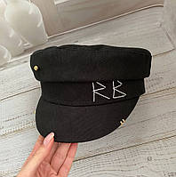 Стильное черное кепи с пирсингом в стиле RB